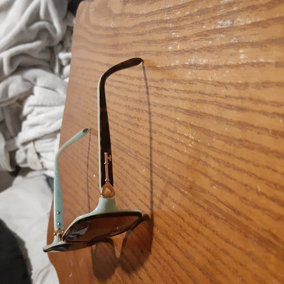 Tiffany and company sunglasses - Picture 2 of 4
